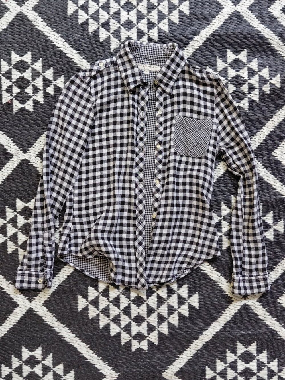 WHAT GOES AROUND COMES AROUND - WOMEN'S FLANNEL. SHIRT.